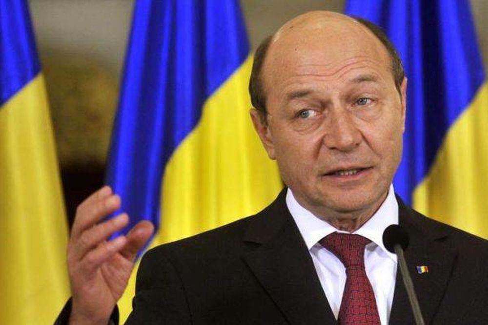Traian Băsescu, operat pe inimă la Paris